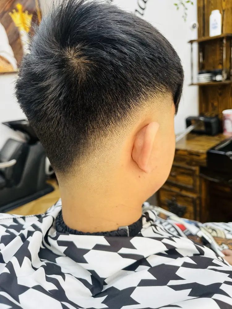 Clean low fade at Classic Turkish Barbers